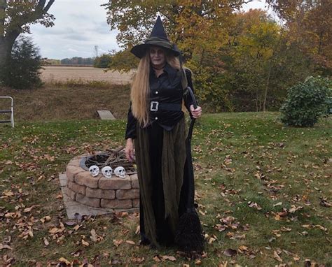 The Enchanting World of Etsy Witch Costumes: A Buyer's Guide